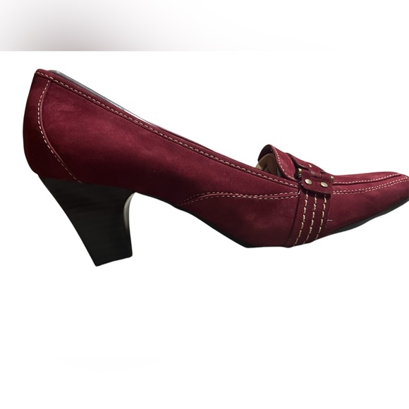 NIB Aerosoles Fast Lane Mid (Pump) Nubuck - Picture 4 of 6